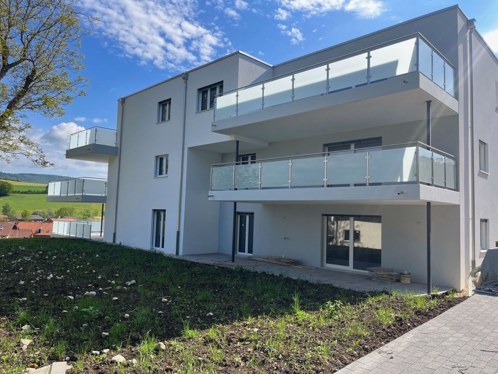 Appartement de 4.5 pièces 118m2 et terrasse de 100m2 et jardin - Bild 1