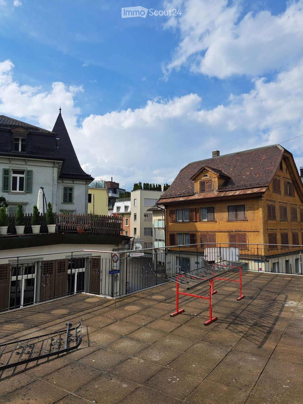 Charmante 5.5-Zimmer-Wohnung in ruhiger Lage von Einsiedeln - Bild 9