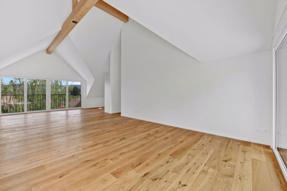 ERSTVERMIETUNG: Ihr neues Zuhause mit Weitblick: Lichtdurchflutete 3.5-Zimmer-Dachwohnung voller Charme in Bussnang - nahe Weinfelden - Bild 11
