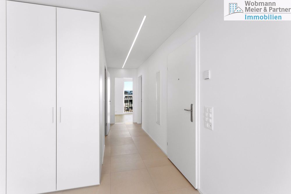 Ihr neues Zuhause im «Rütlihof» - modern und perfekt angebunden - Eingangsbereich mit Einbauschrank