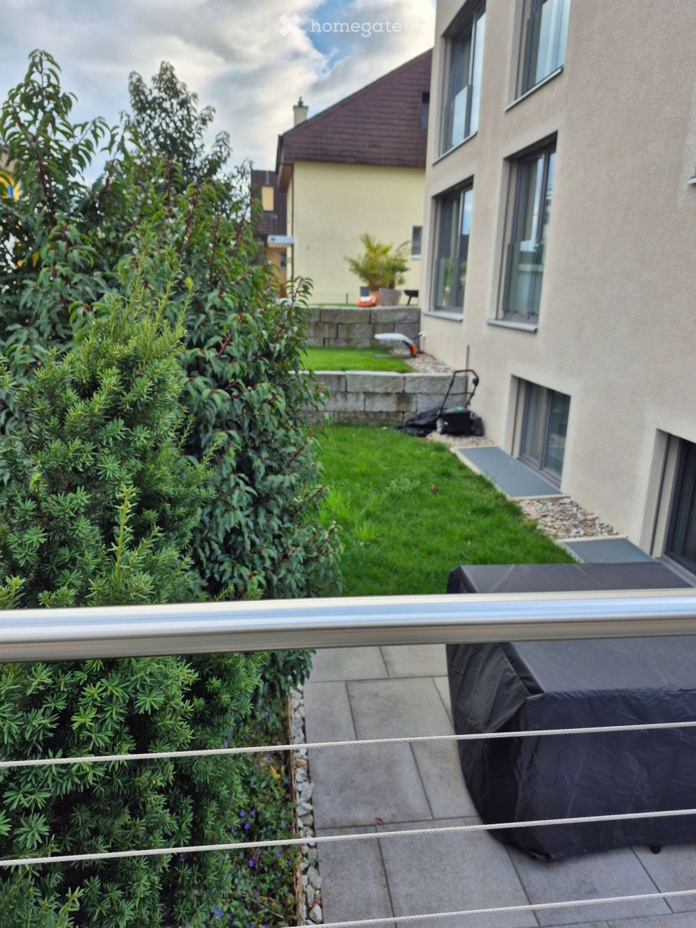 Moderne 2.5-Zimmer-Wohnung mit Balkon in Münchenstein - Bild 1