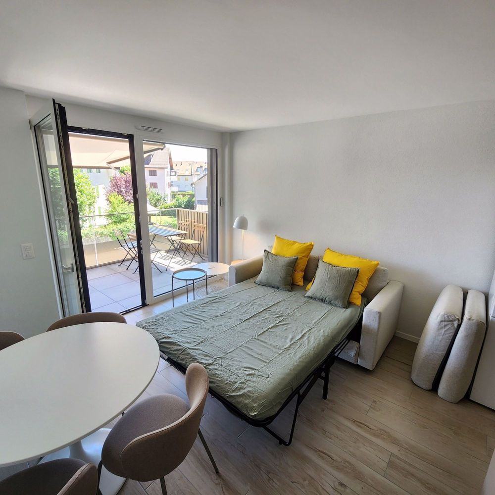 Studio neu möbliert im Zentrum von Gland mit Balkon - Bild 7