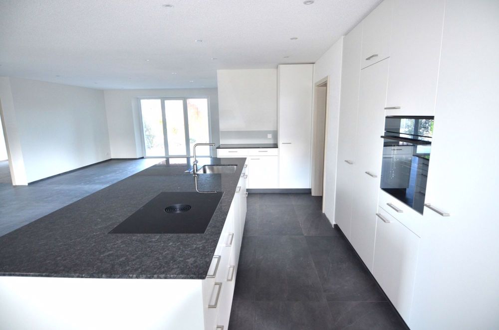 ERSTVERMIETUNG: Wunderschöne und grosse 4½ - Zimmer-Parterrewohnung in Höchstetten - Bild 4