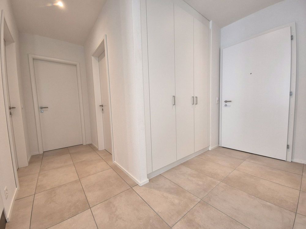Neue Wohnungen mit 4.5 Zimmern - Hall