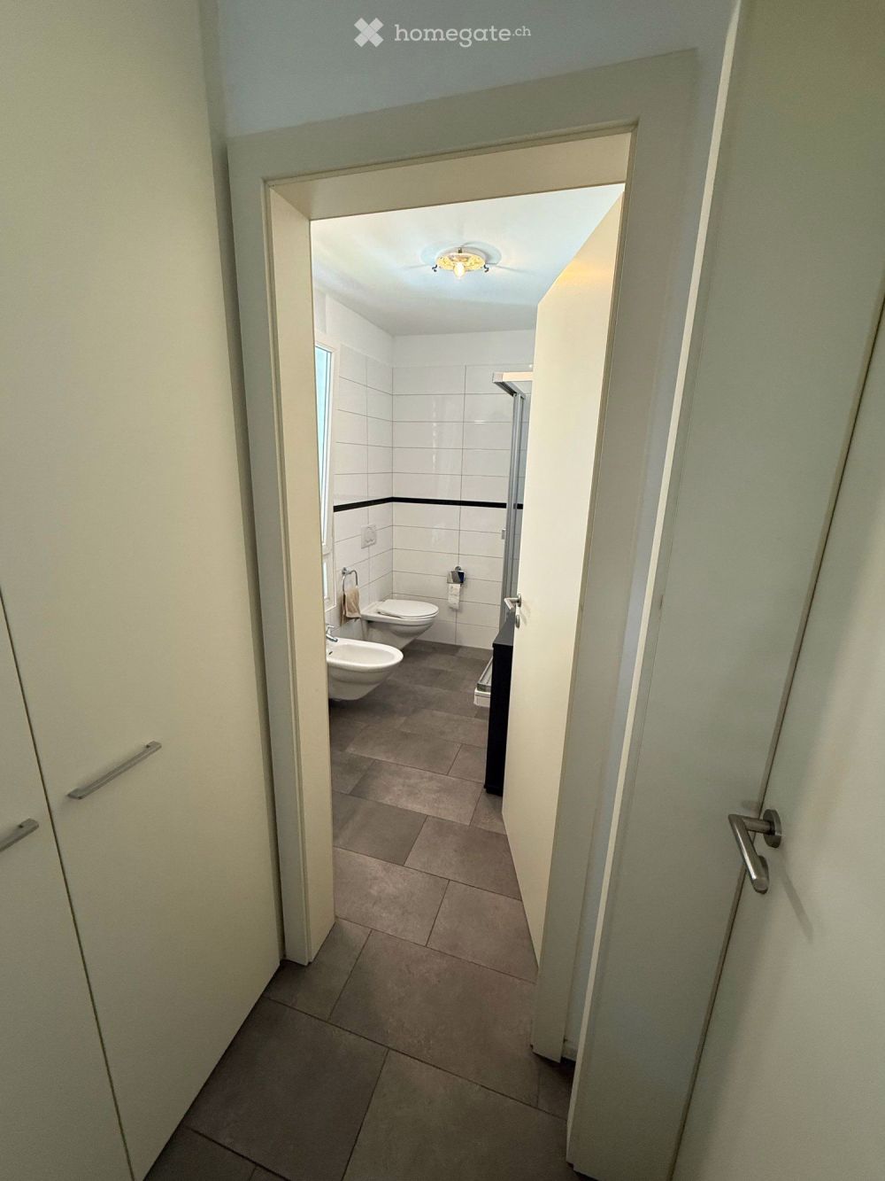 Modernes Apartment mit 2.5 Zimmern und Panoramablick in Gordola - Bild 5