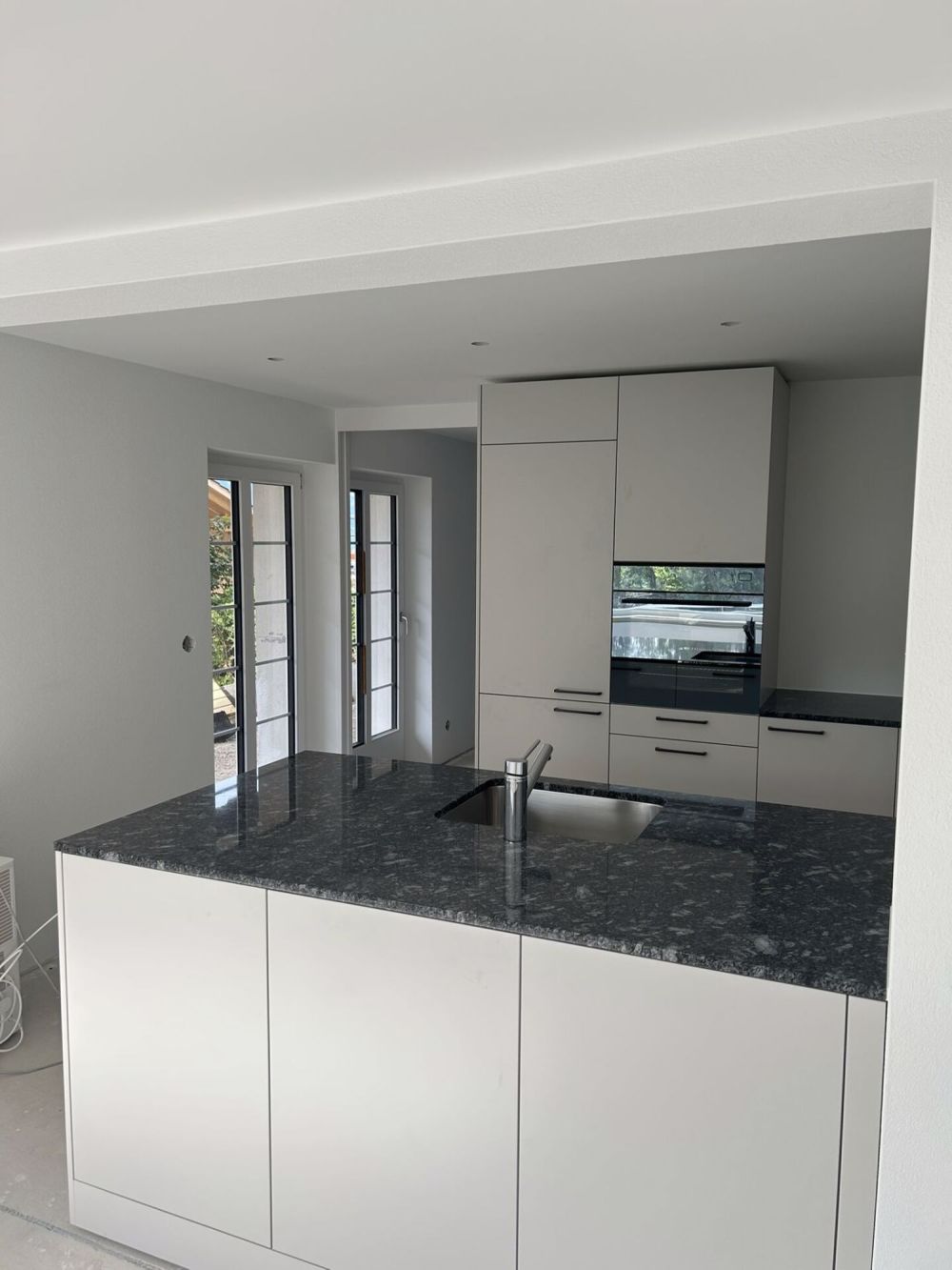 Erstbezug nach Renovation - 4.5-Zimmerwohnung im Soussol - Bild 3