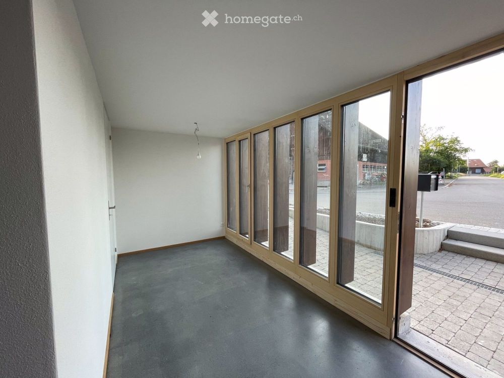 Sonnige und grosszügige 3.5-Zimmer-Wohnung als eigener Hausteil - Bild 10