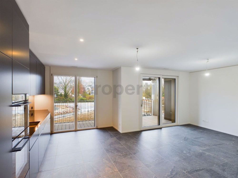 Moderne 2.5-Zimmer Wohnung in Reinach BL - Image 1