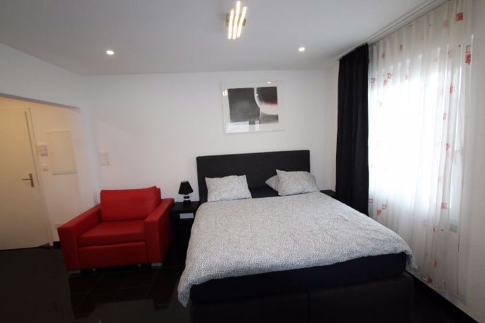 Top Modernes Studio im Apartment-Haus 4 Dulliken in ruhigem Quartier an bester Lage zu Vermieten - Schlafzimmer