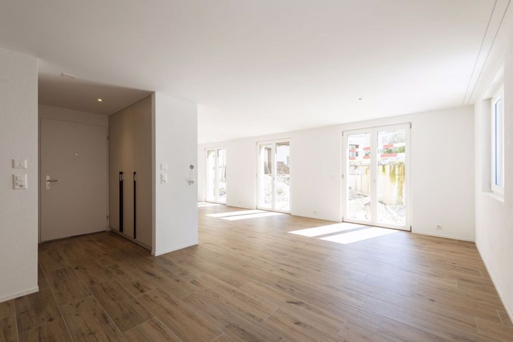 WUNDERSCHÖNE 3.5 ZIMMER-WOHNUNG MIT AUSSENSITZPLATZ - Bild 5