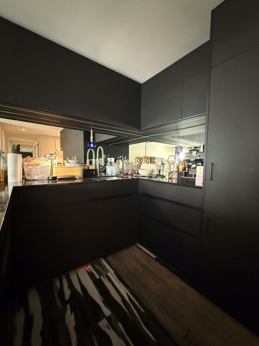 3.5 Terrasse Whg. mit moderne bodenbelag und grosse küche - Bild 2