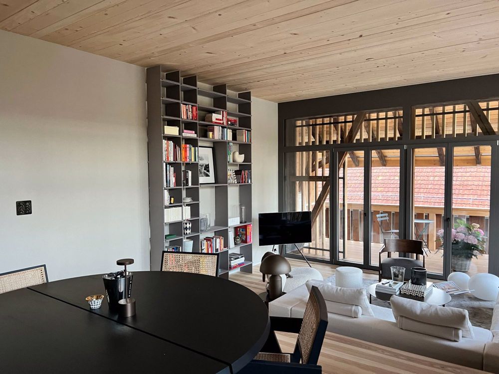 4.5-Zimmer-Maisonette-Wohnung in alter Weinbauernscheune in Küsnacht - Bild 13