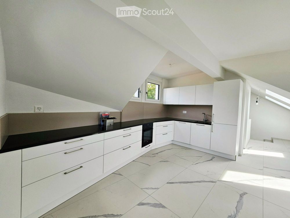 Erstvermietung: Helle 4.5-Zi.-Wohnung im modernen Neubau - Bild 2