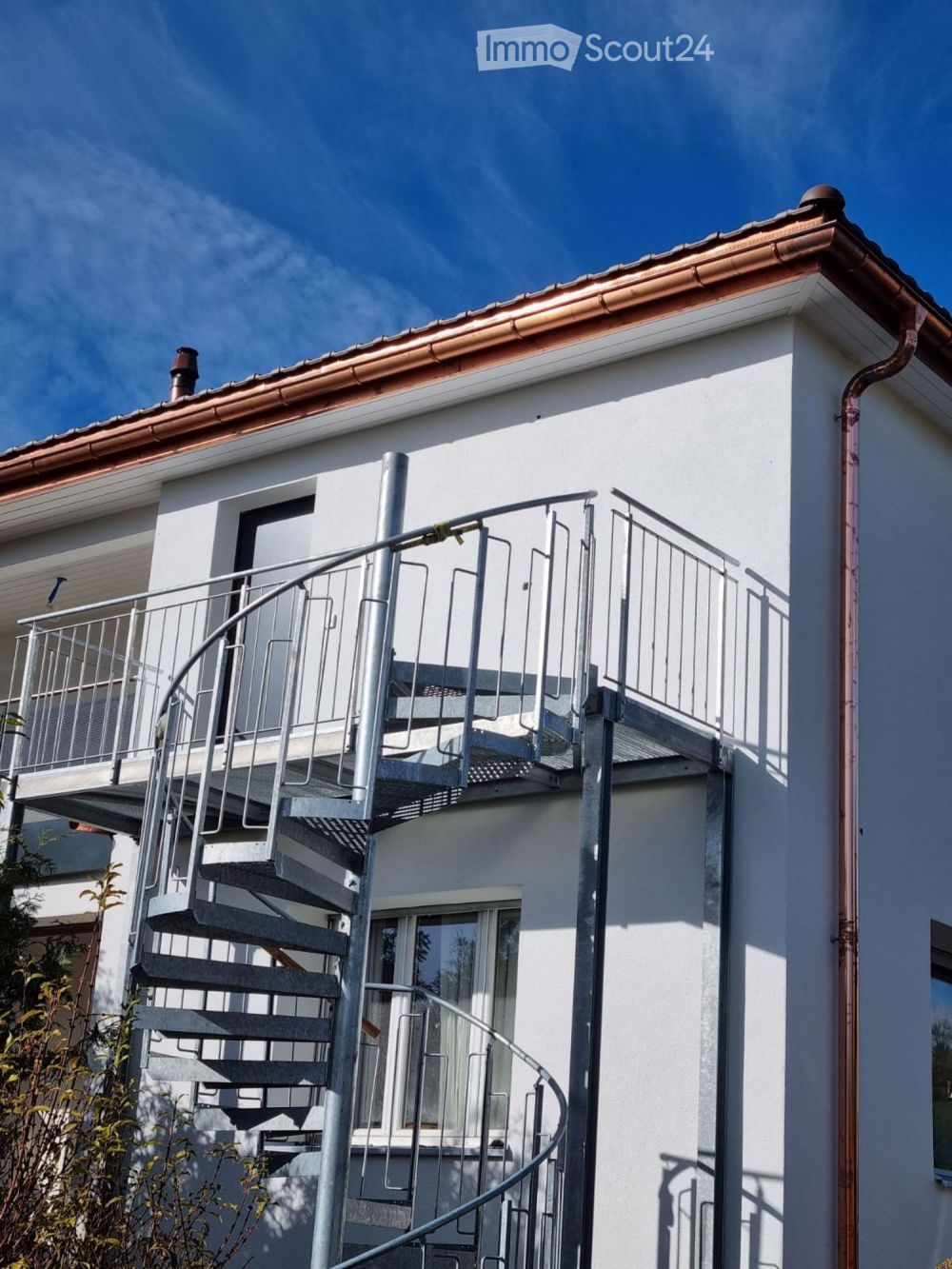 ERSTKLASSIG NEU - 5.5 ZIMMER IN VILLA IN SAVIGNY (VD) - Bild 1