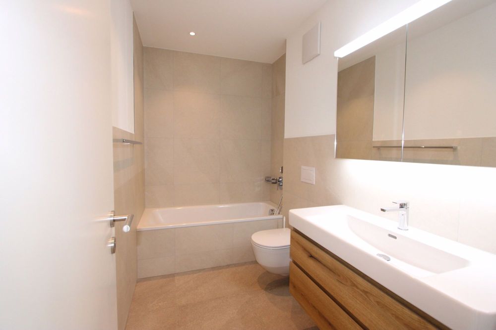 Luxuriöse 4.5-Zimmerwohnung mit Weitsicht - Bild 6