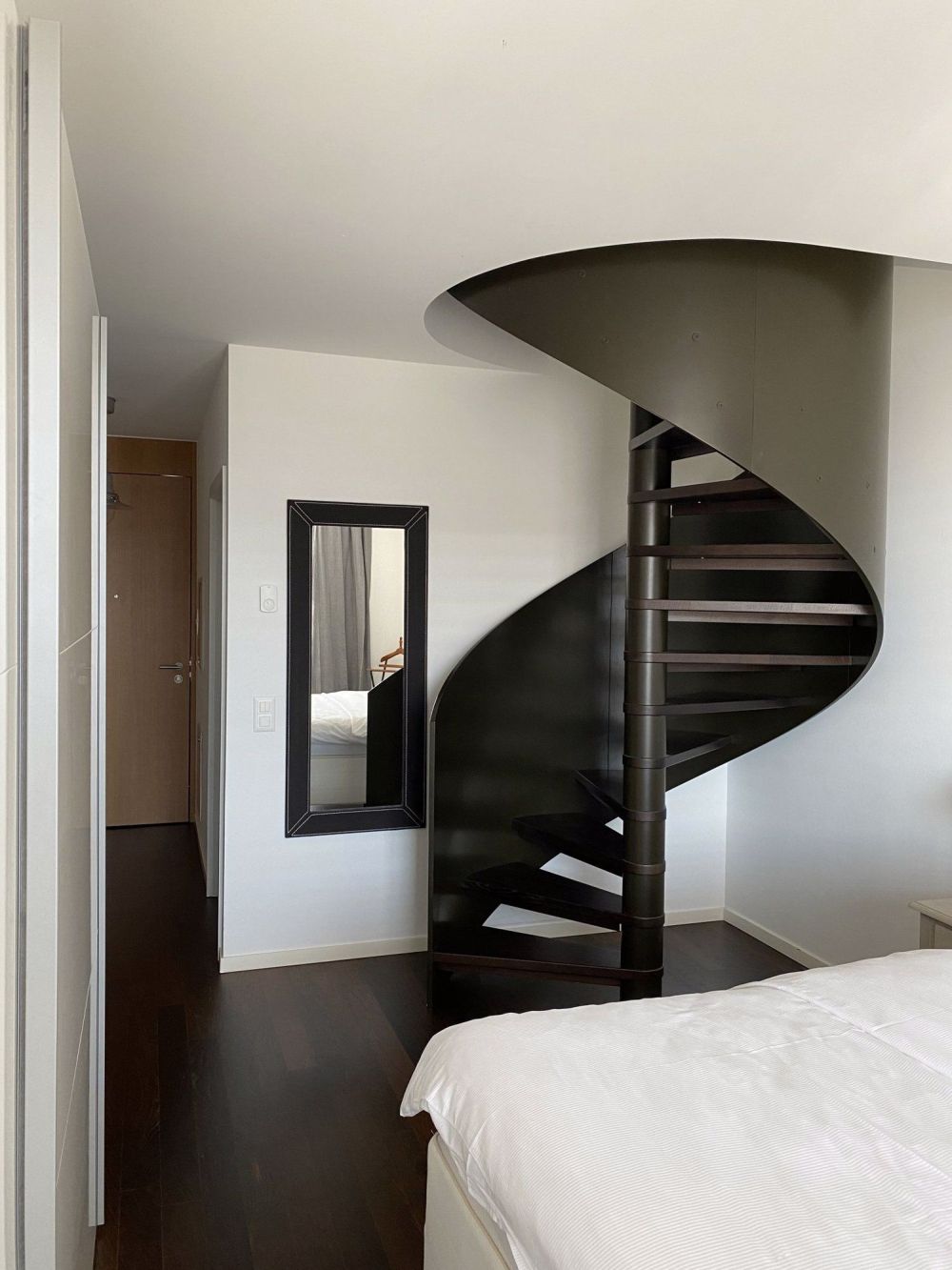 Réf - BS8-B-06.13 - Escaliers chambre