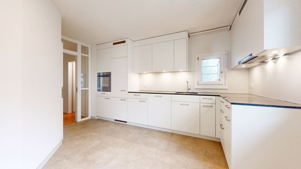 Erstvermietung nach Sanierung per 15.11.2025 - Bild 1