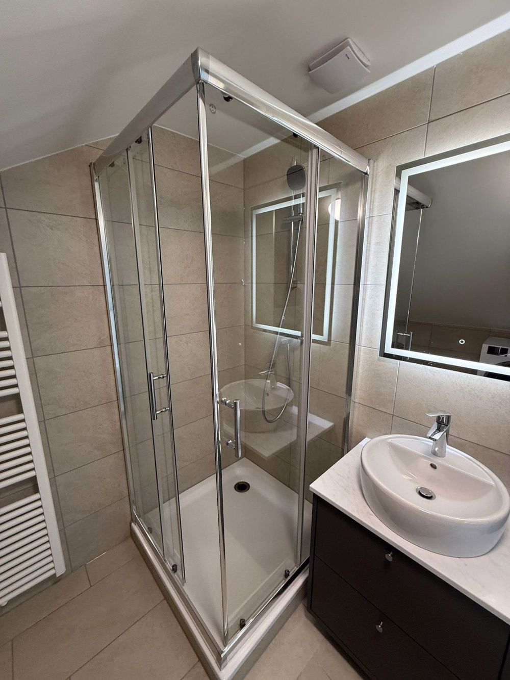 1. Mietzins geschenkt, Moderne 1-Zimmer-Dachwohnung in Marthalen ZH – Erstbezug nach Anbau ! - Bild 5