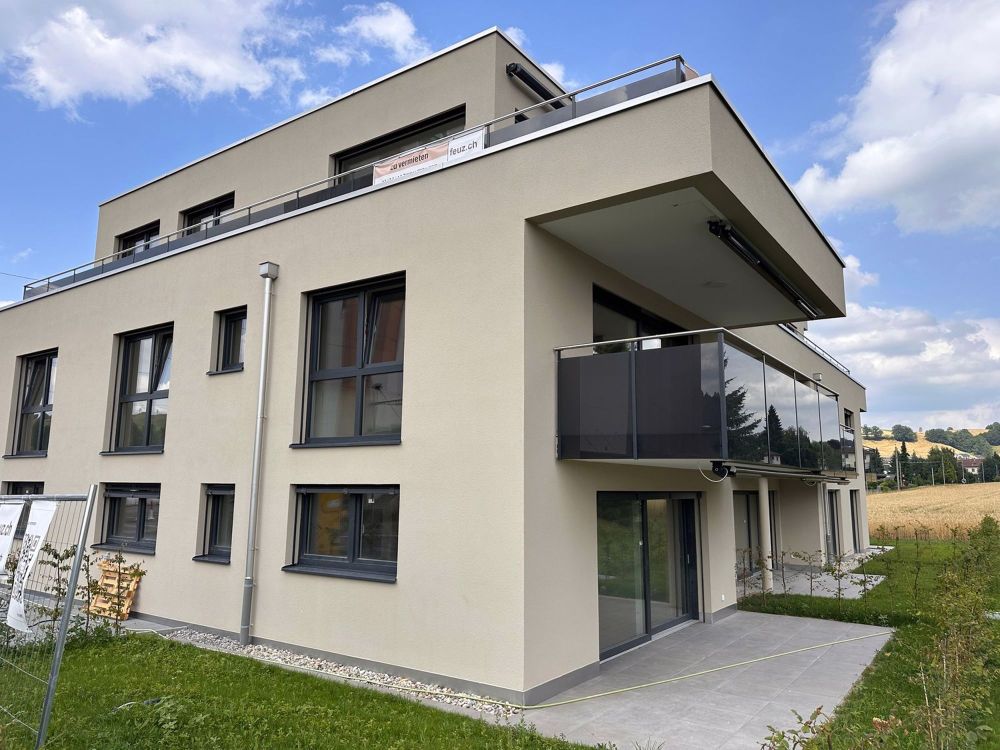 Moderne, neue 4.5-Zimmer-Erdgeschosswohnung in Huttwil für Erstbezug bereit - Bild 1