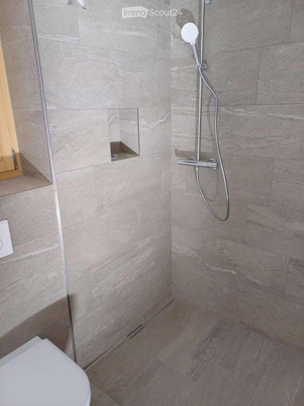 Moderne 2.5-Zimmer-Wohnung in Rothenfluh - Bild 2