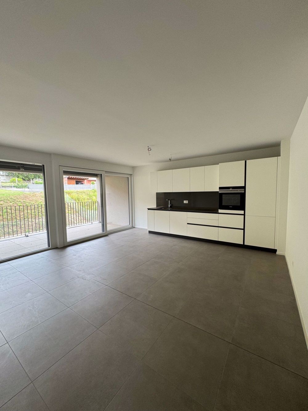 MONTEGGIO 3.5 | Miete 1'320 | Nebenkosten 180 | Parkplatz 100 - Bild 4