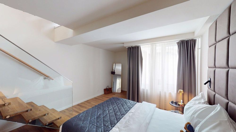 Erstvermietung nach Komplettsanierung – Exklusive Maisonette im Stadtzentrum - Bild 2