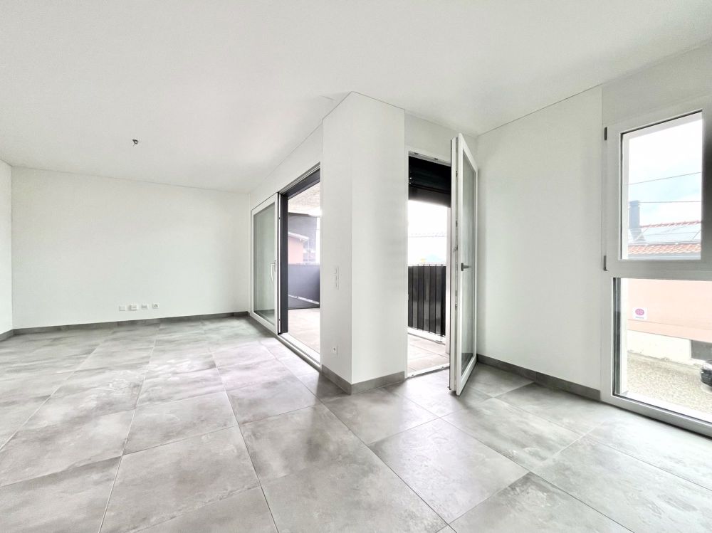 AFFITTASI NUOVO 2.5 LOCALI CON TERRAZZO A LUGANO TESSERETE - Bild 4