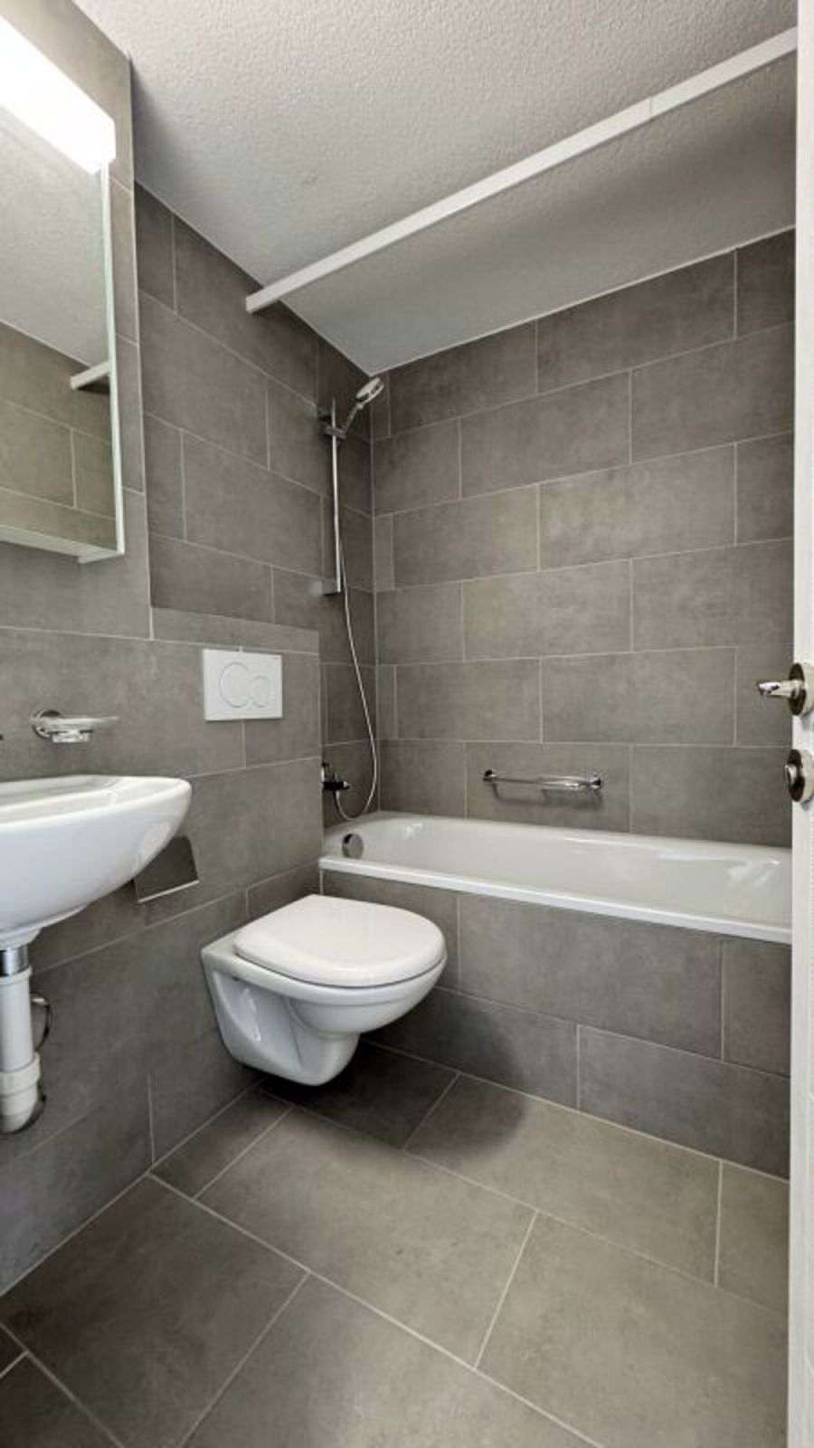 1 modernes Studio in La Chaux-de-Fonds - Ideal für Studenten & erste Besetzung nach kompletter Renovierung - Bild 5