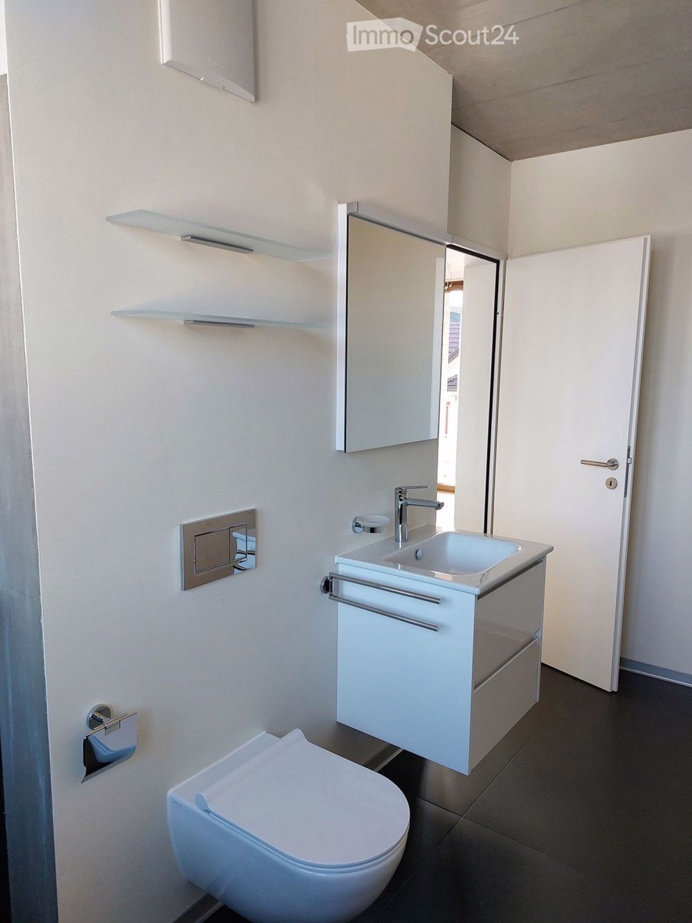 Wohnkomfort in neuem 3-Familienhaus an bester Lage in Windisch - Bild 10