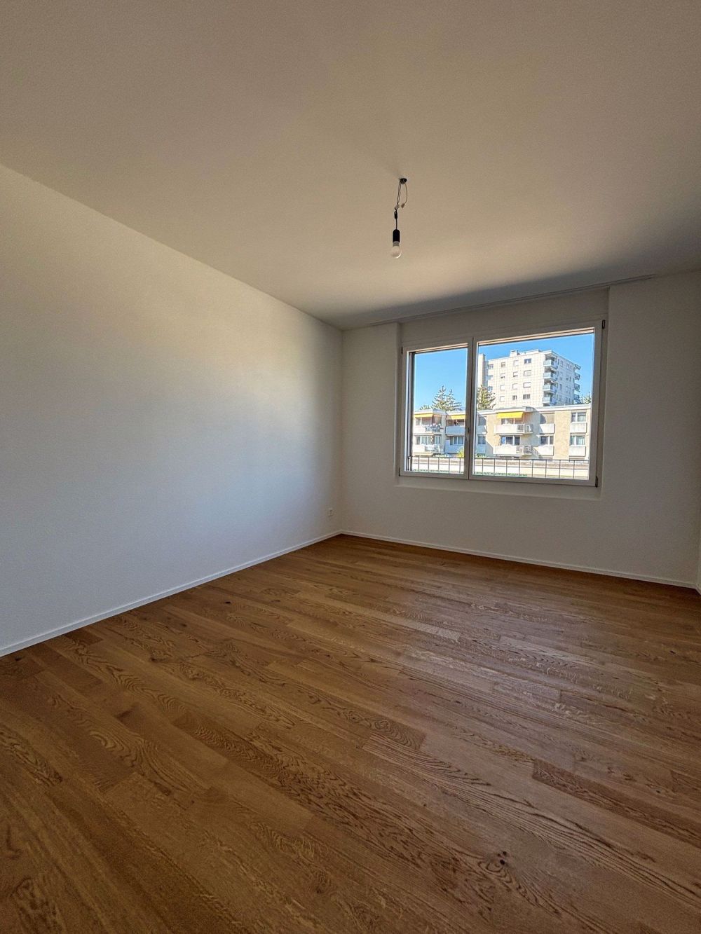 NEUBAU - 4.5-Zimmer-Wohnung mit Aareblick in Brügg - Bild 4