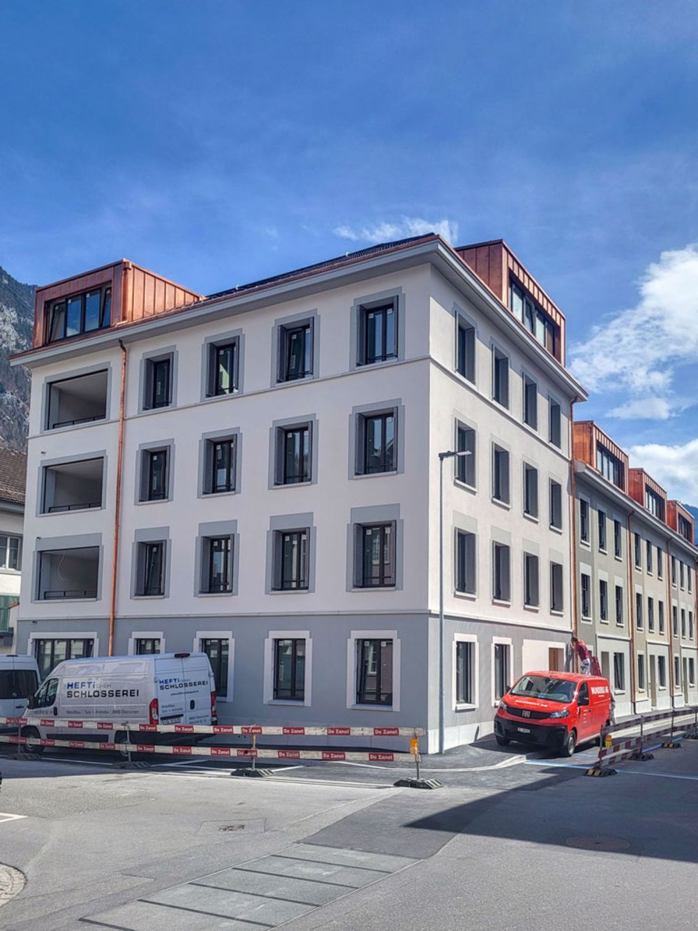 Moderne Neubauwohnung im Herzen von Glarus - Bild 1
