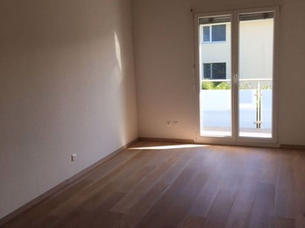 Prachtvolle 4,5-Zimmer-Wohnung mit Panoramablick in Belmont-sur-Lausanne - Bild 8