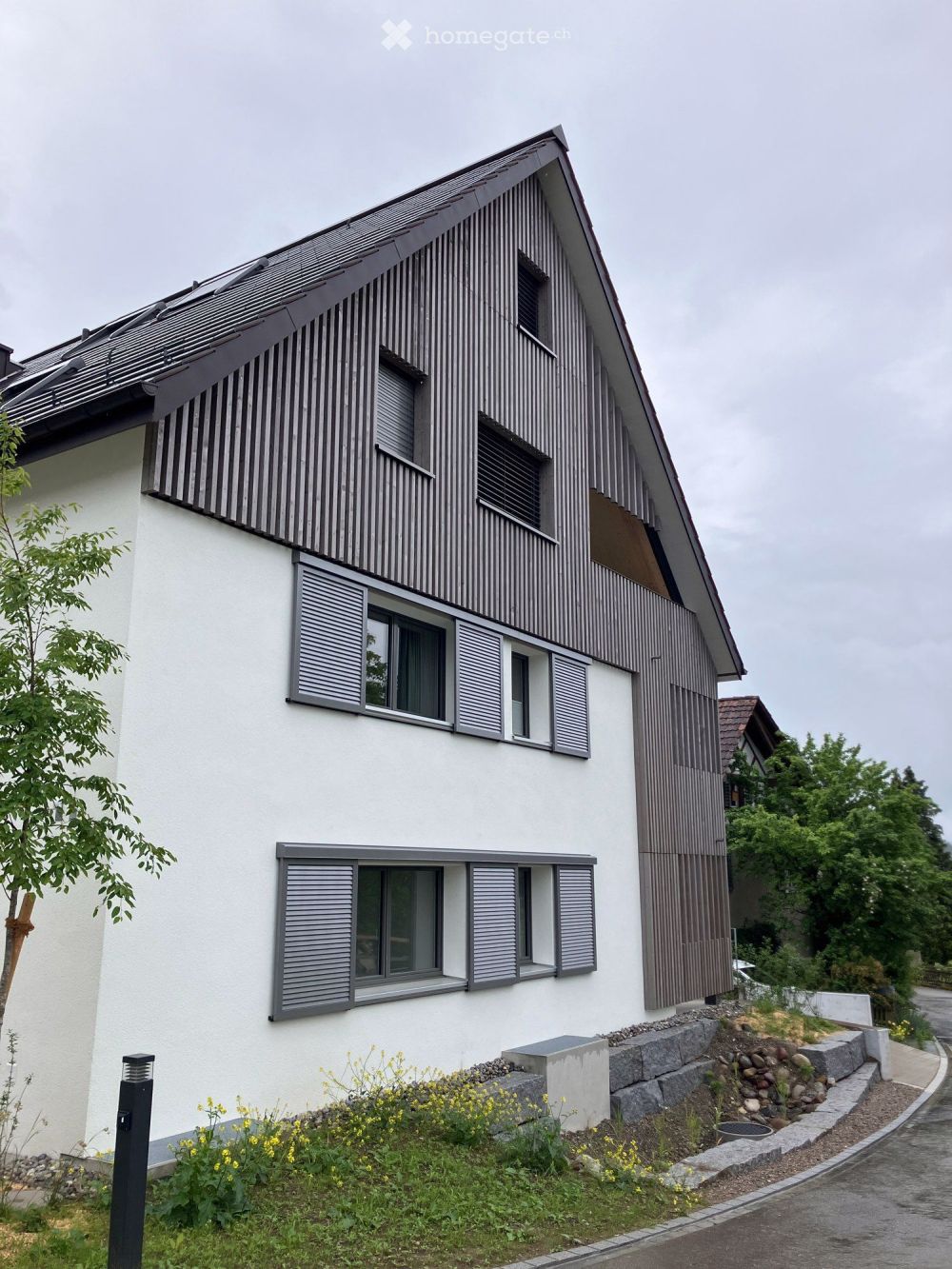 Moderne 3.5-Zimmer-Dachwohnung in Hüttwilen - Bild 1