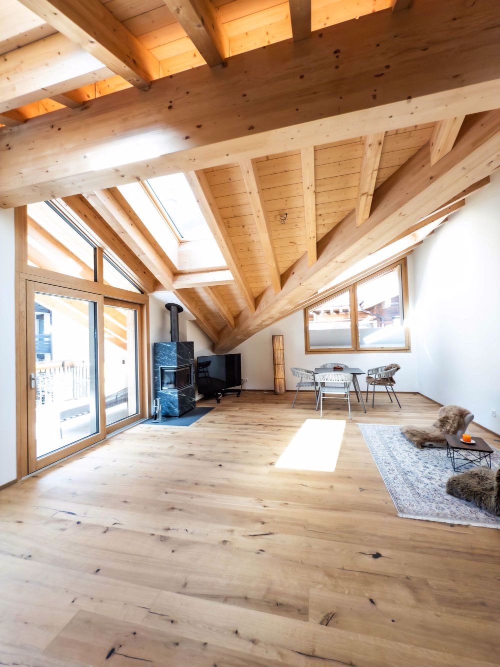 3.5-Zimmer-Penthouse-Appartement als Zweitwohnung – bei Bedarf auch als Erstwohnung - Bild 1