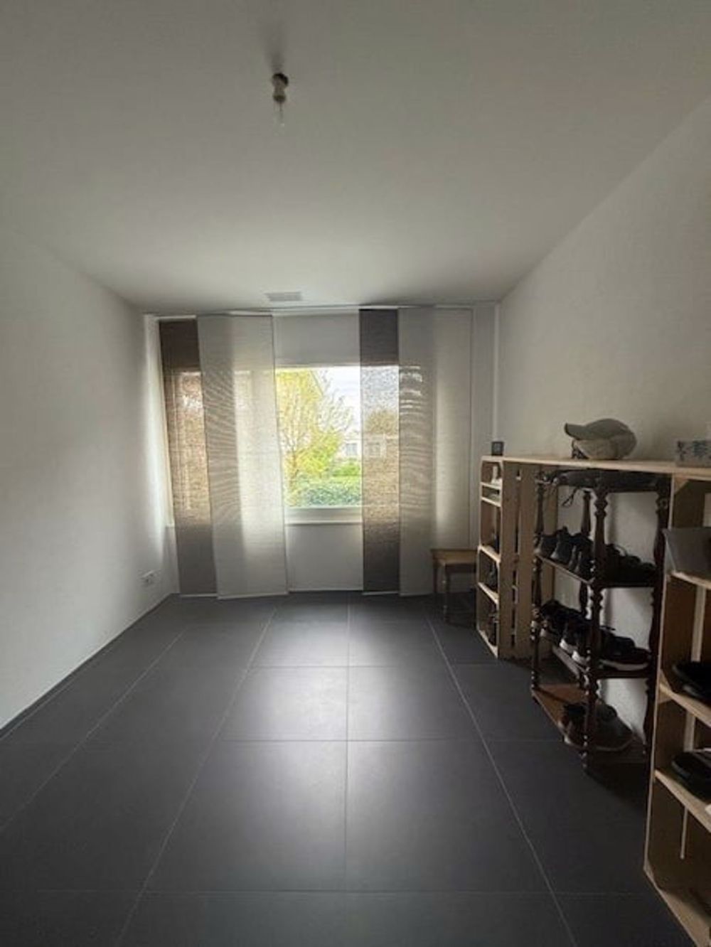 Moderne 3.5-Zimmer-Wohnung mit Garten in Reinach - Bild 7