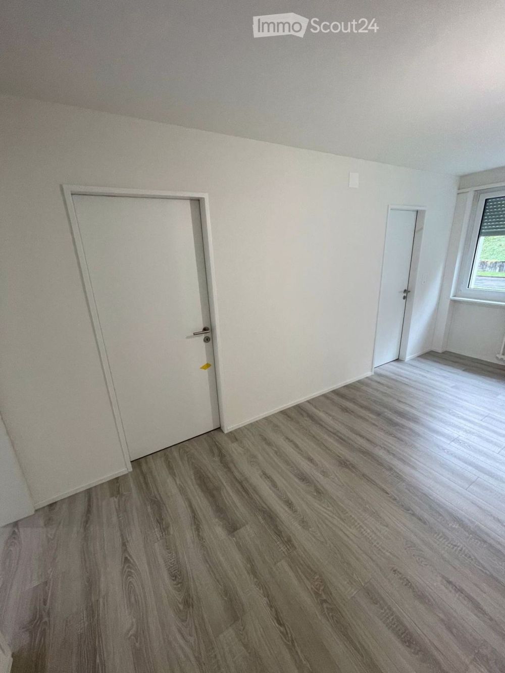 Erstbezug nach kompletter Sanierung - 4-Zimmer-Wohnung mit Balkon in Horw - Bild 4