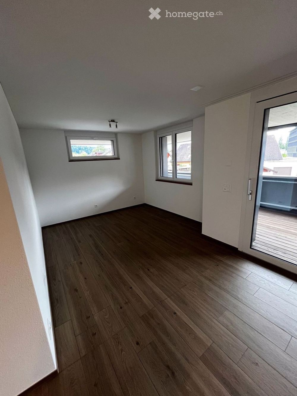 Moderne 1.5-Zimmer-Neubau-Wohnung mit Balkon und Bergblick in Sarnen - Bild 3