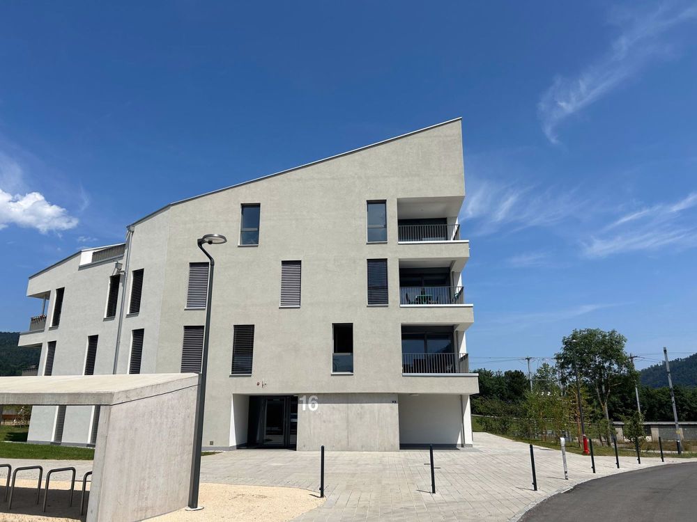 Prächtige 2,5-Zimmer-Dachwohnung in Vallorbe - Bild 1