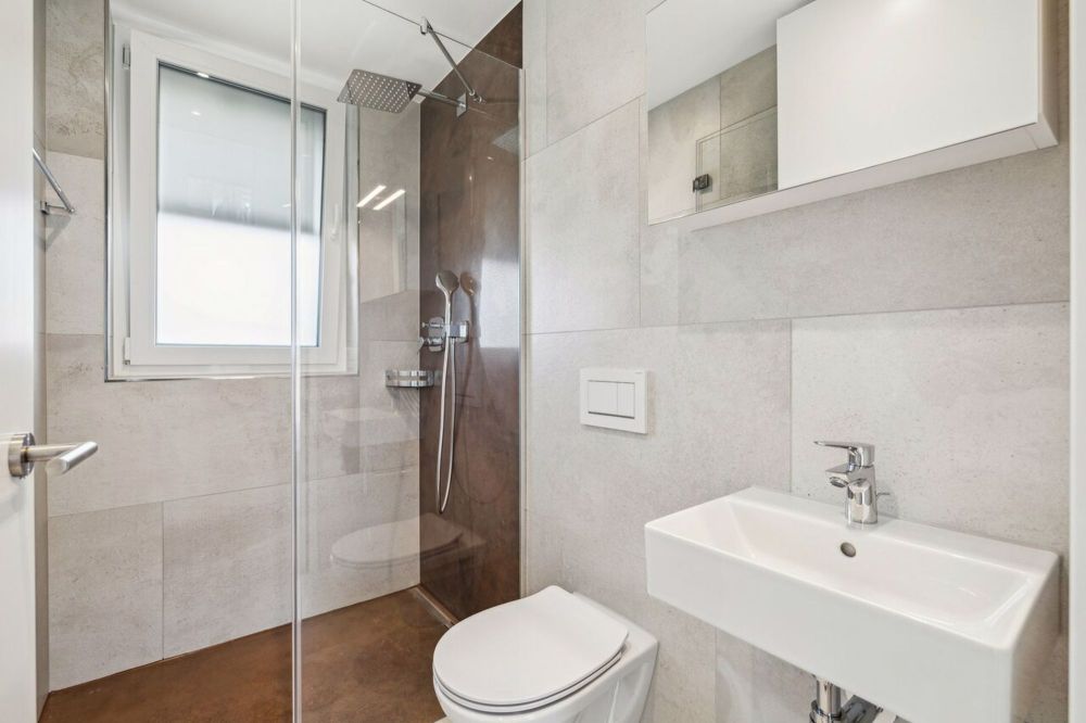 4.5-Zimmer Maisonettwohnung Erstvermietung - Badezimmer 2. OG
