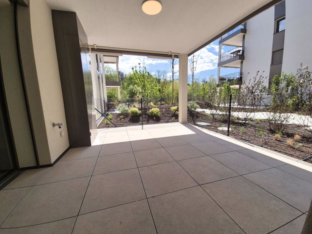 Geräumige 2.5-Zimmer-Wohnung im Erdgeschoss mit 18 m2 Terrasse - Bild 2