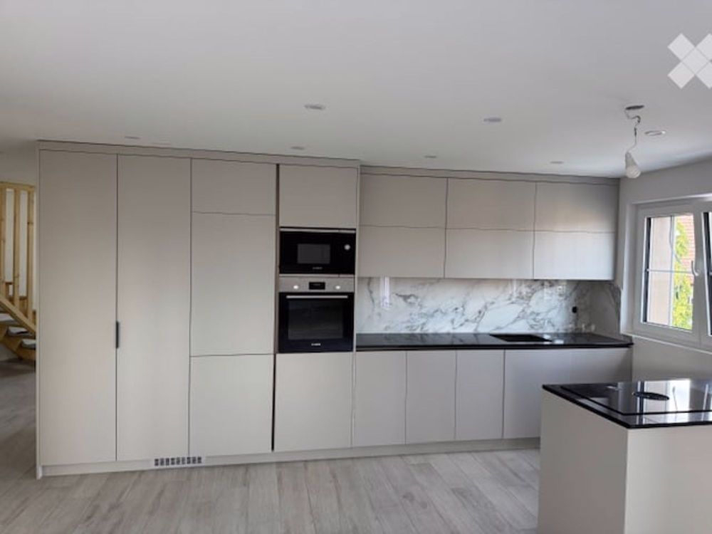 Moderne 3.5-Zimmer-Neubau-Wohnung in Hallau - Bild 2