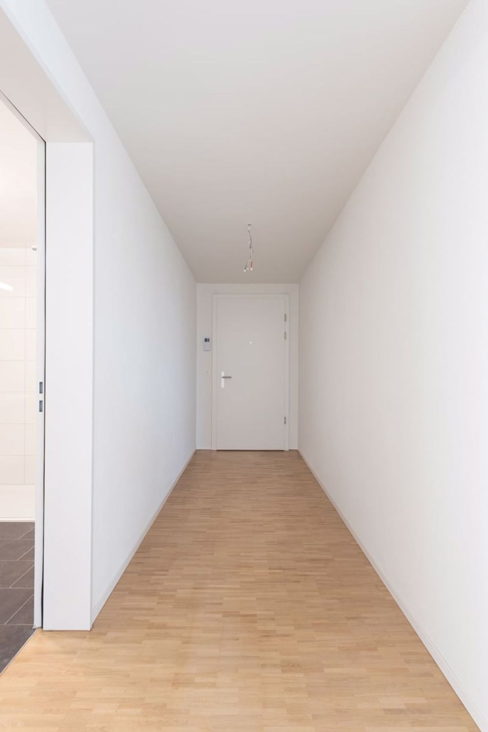 Moderne 3.5-Zimmer-Wohnung mit Balkon und Stadtblick in Zollikofen - Bild 10