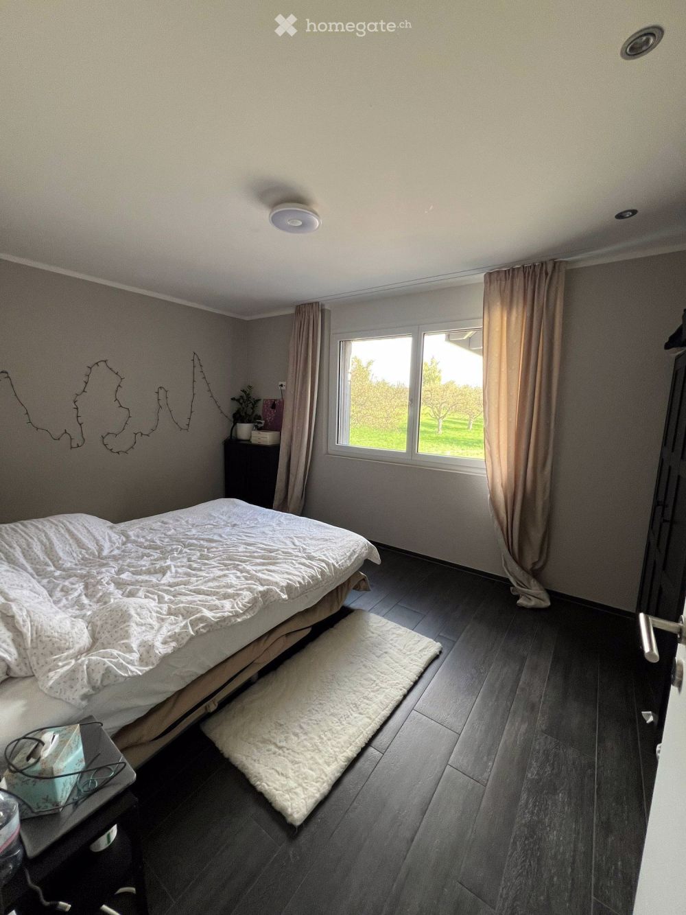 Moderne 4.5-Zimmer-Wohnung mit Balkon in Naenikon - Bild 6