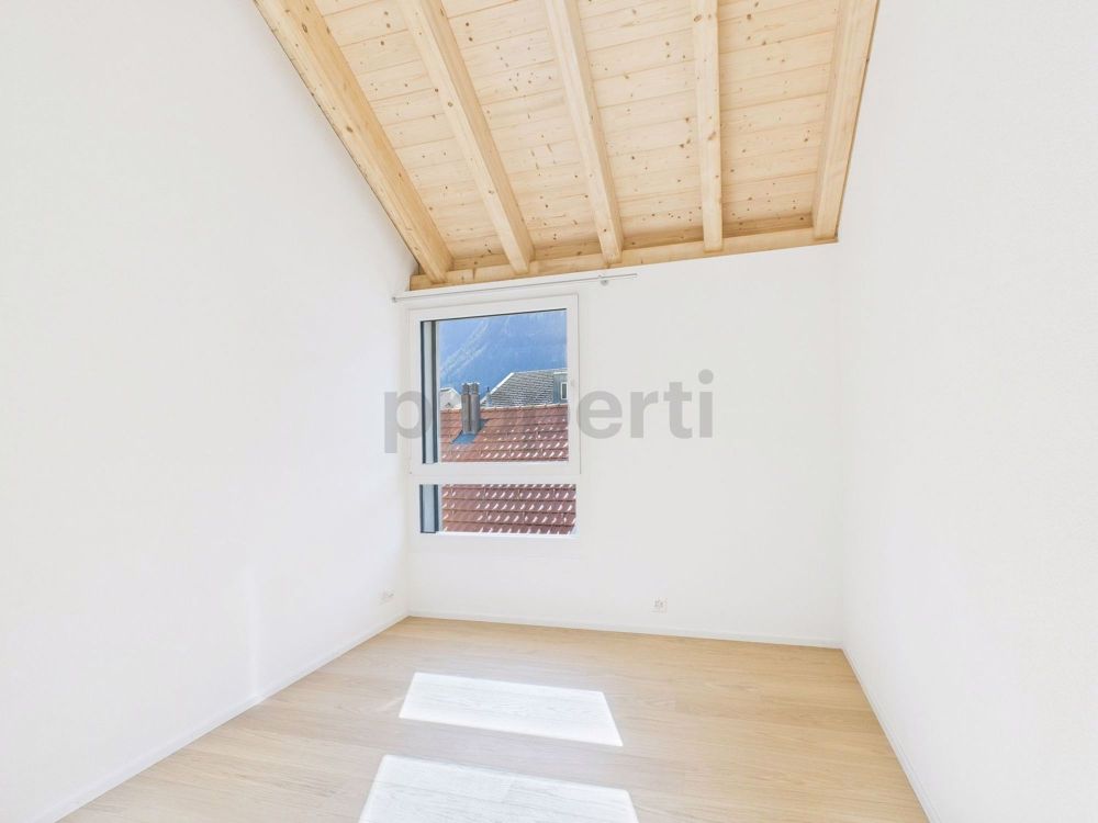 Traumhafte 4.5-Zimmer-Maisonettewohnung in Domat/Ems - Bild 6