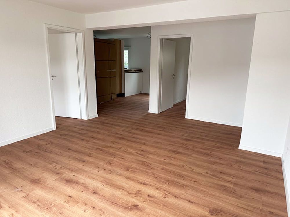 Erstvermietung von modern renovierten 4.5-Zimmerwohnungen mit 15m2 Balkon - Bild 7