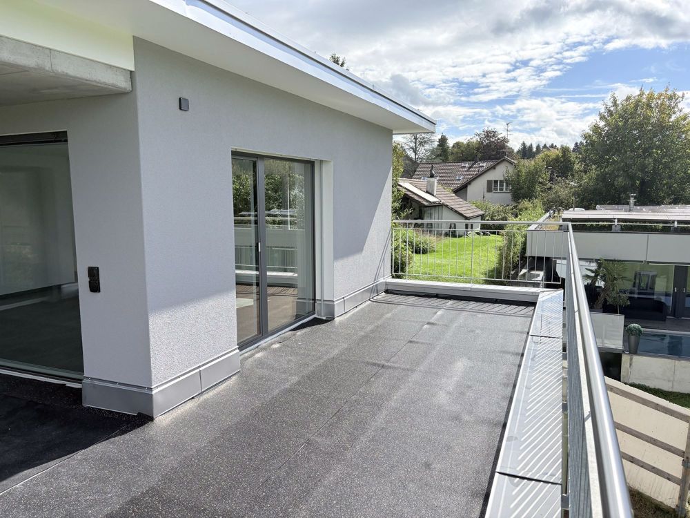 tolle 5.5-Zimmer-Maisonette-Wohnung - Terrasse OG