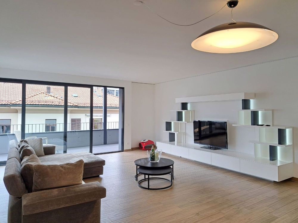 Modernes 4.5-Zimmer-Apartment im Zentrum von Lugano mit großer Terrasse - Bild 2