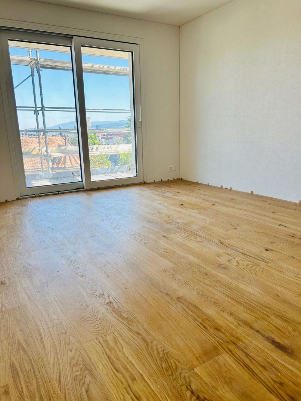 Neubau (2025): 1.5 Zimmer Maisonette - Wohnung mit grosser Terrasse und Aussicht auf Basel - Bild 9