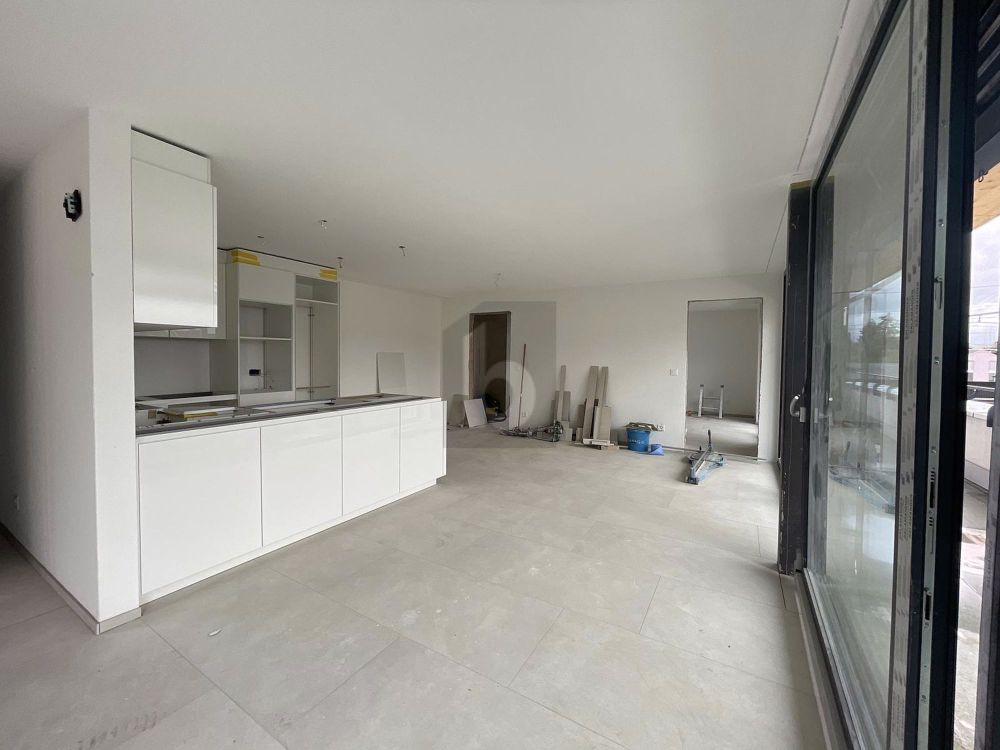 MODERN MIT GROSSER TERRASSE - Bild 4