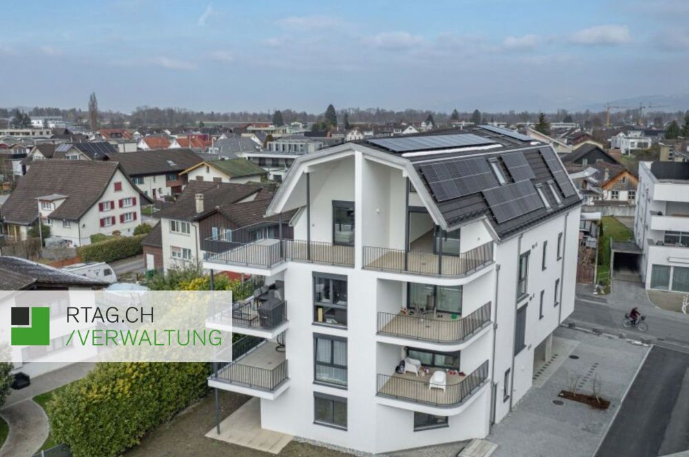 ERSTBEZUG - moderne Attika-Wohnung an zentraler Lage - Bild 1